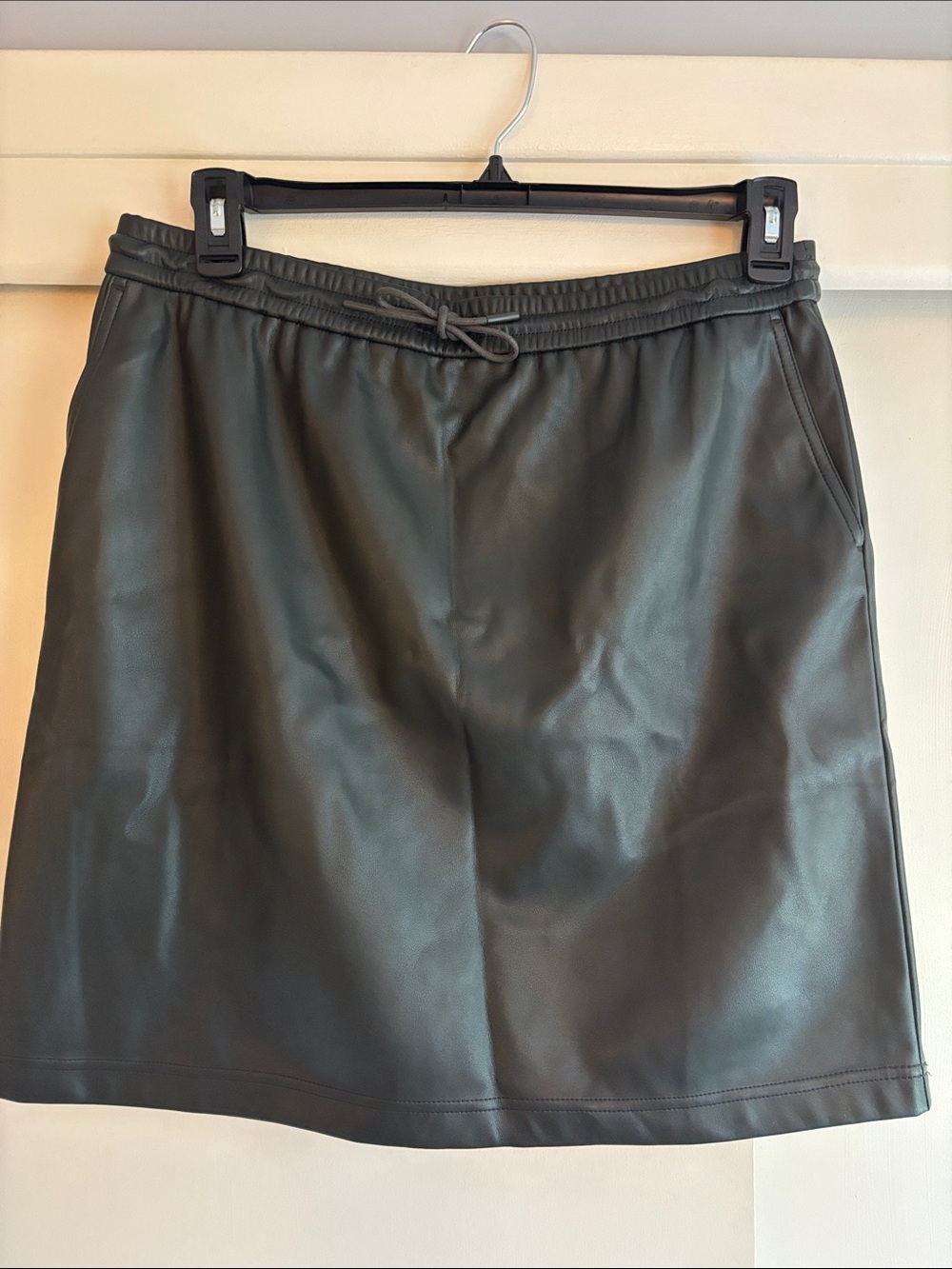 J. Jill Olive Faux Leather Drawstring Skirt
